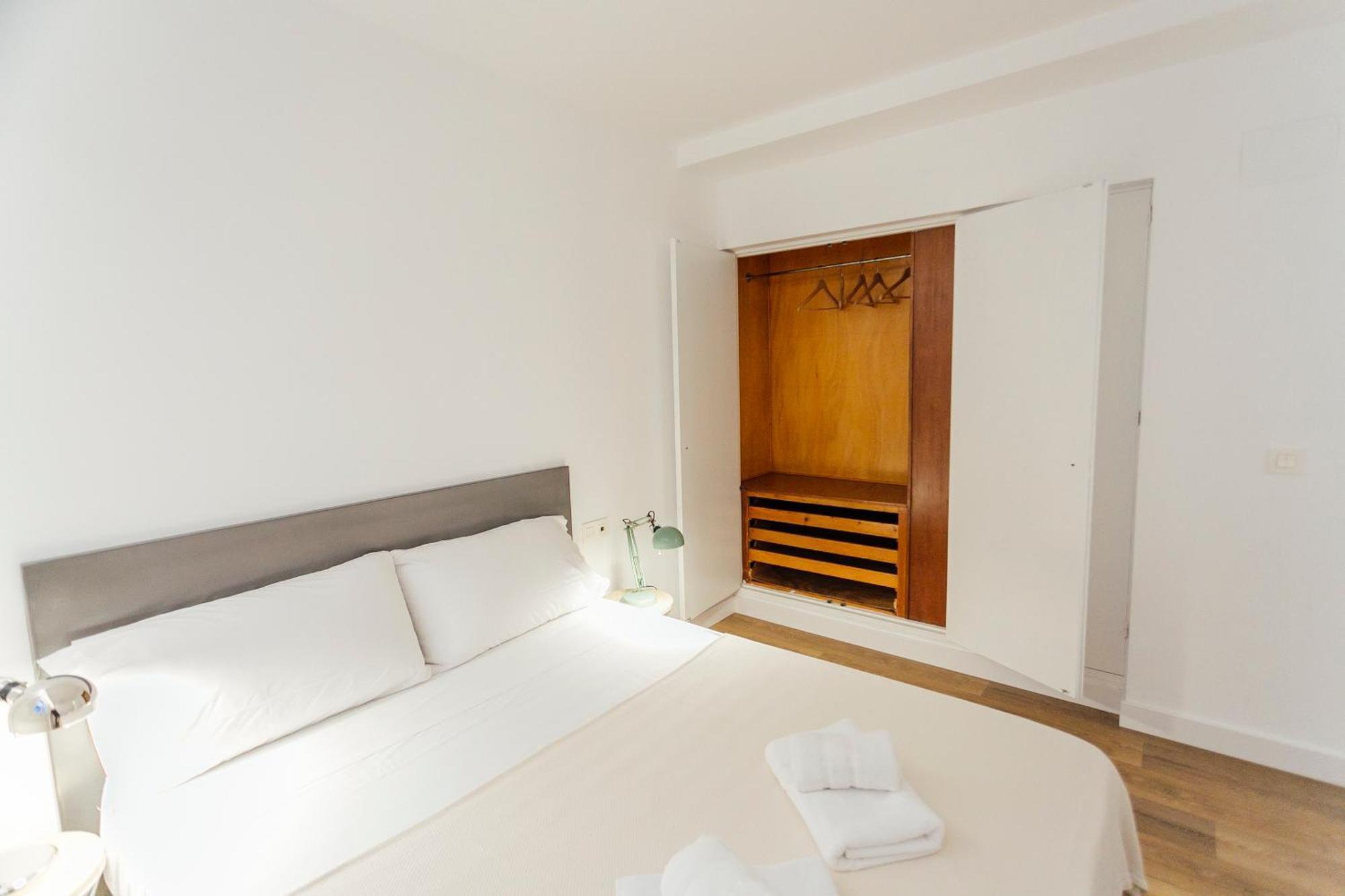Decorated And Renovated- 2Bd 2Bth- Center Apartment Seville Ngoại thất bức ảnh